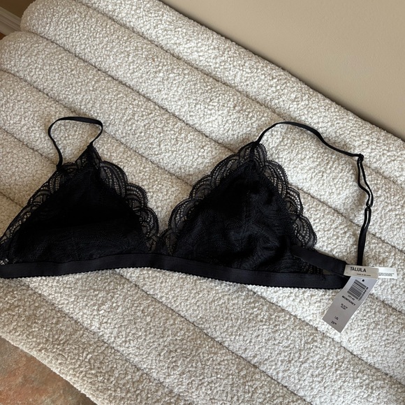 Aritzia Other - Aritzia Bralette